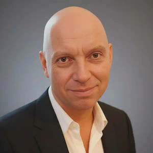 vladimir-klimsa-komunikace-vnitřní-já-fotka-oblečení