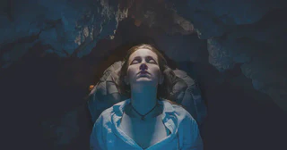 Featured image for article: 🕳️ SENSORY DEPRIVATION TECHNIQUES FOR ALTERED STATES OF CONSCIOUSNESS